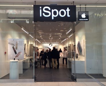 Магазин бытовой техники iSpot в Гданьске