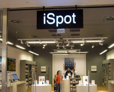 Магазин бытовой техники iSpot в Гдыне