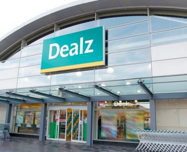 На польский рынок заходит новая торговая сеть Dealz